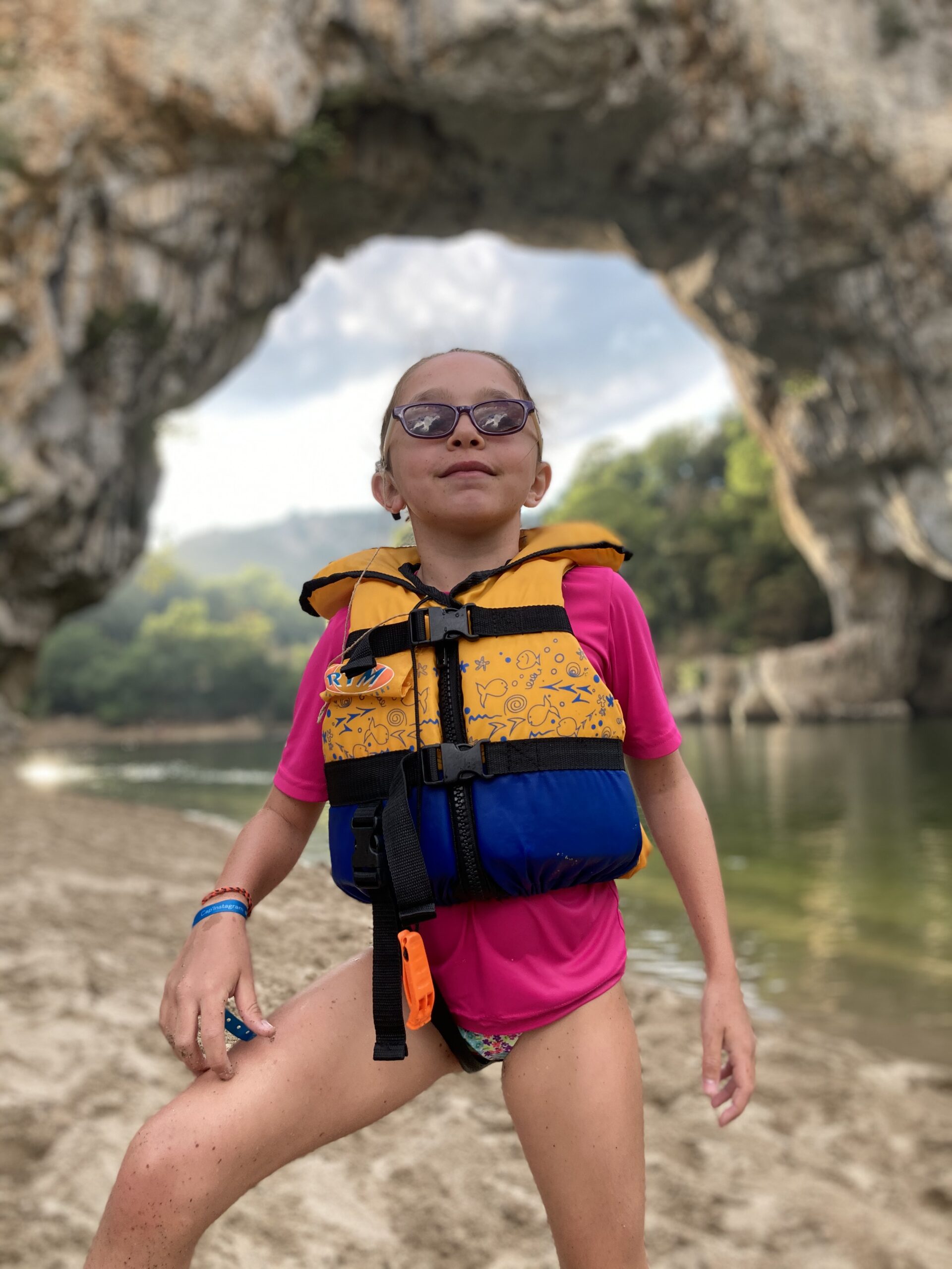 Canoë encadré en Famille - le Pont d'Arc à la journée avec